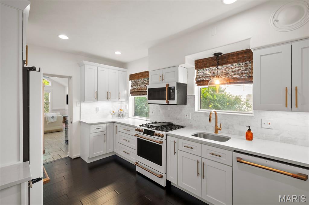 1923 Parkridge Avenue