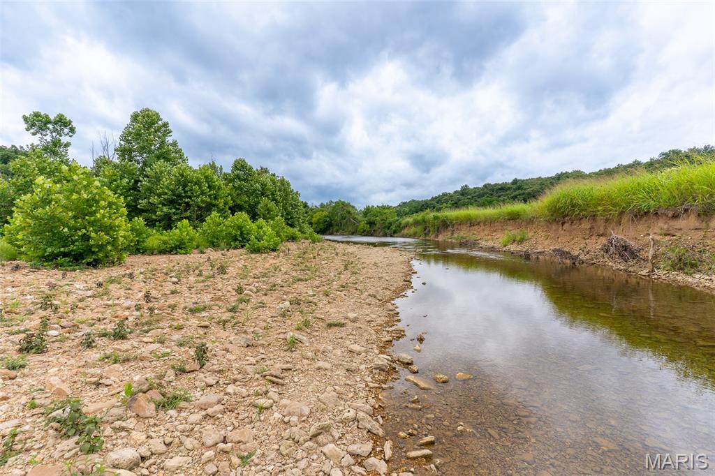 2150 Rock Bluff Hill