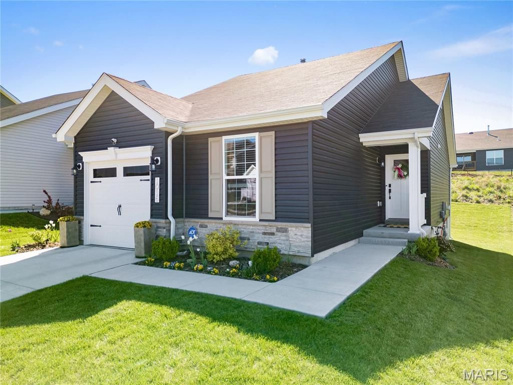 Photo of 1016 Black Bear Drive, House Springs, MO 63051 (MLS # 26023511)