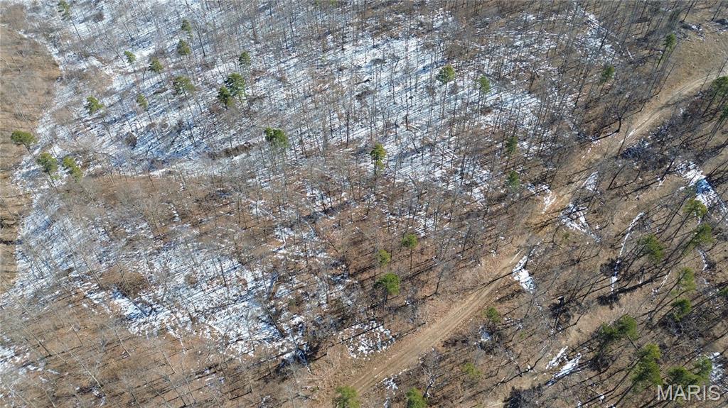 Cherokee Pass - Land