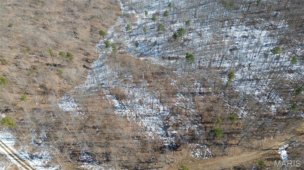 Cherokee Pass - Land