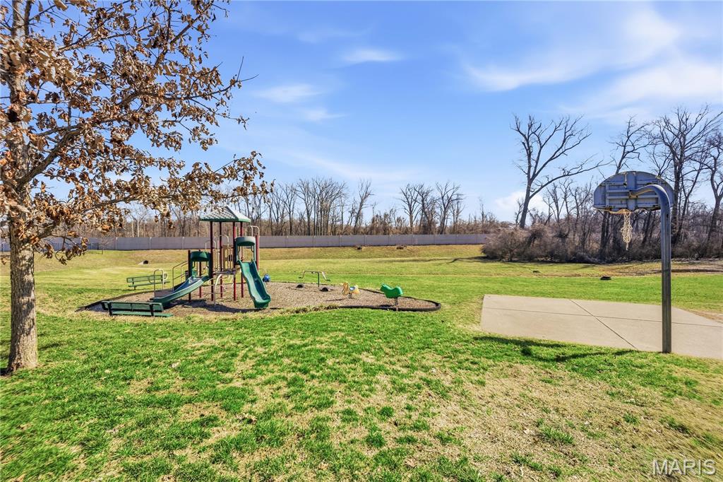 Wood Lake Condo - Residential