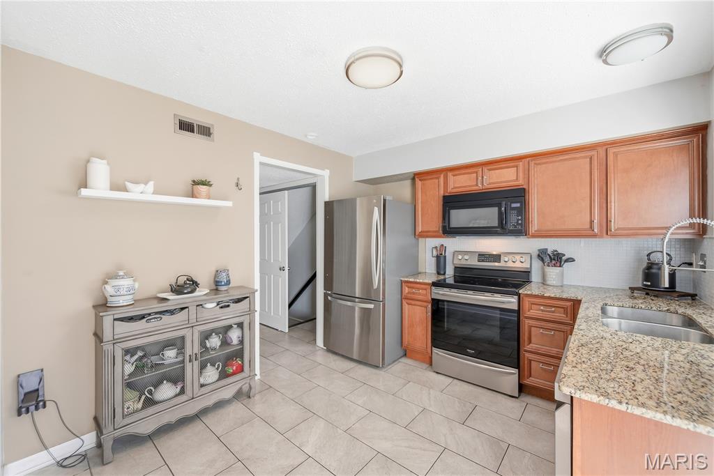 Wood Lake Condo - Residential