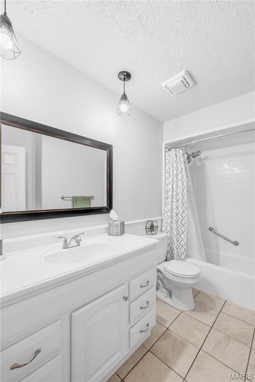 Wood Lake Condo - Residential