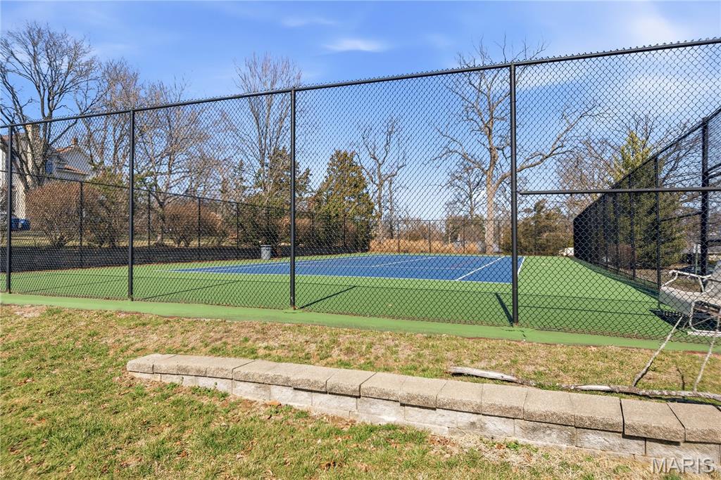 Wood Lake Condo - Residential