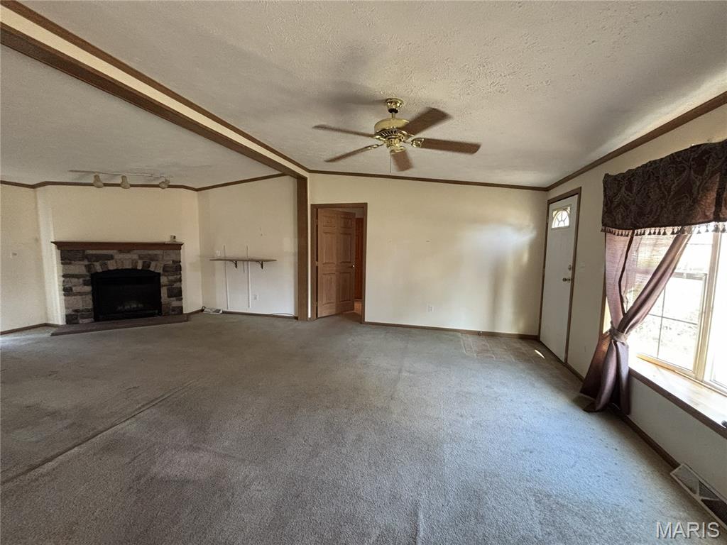 Photo of 201 W Page Street, Vandalia, MO 63382 (MLS # 26068019)
