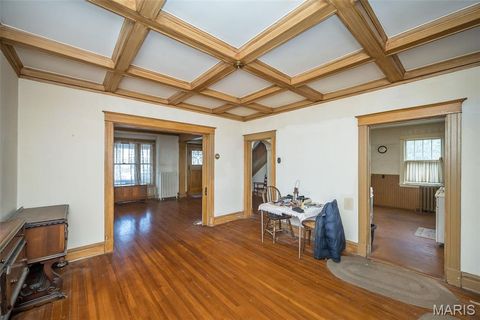 Tiny photo for 410 W Argonne Drive, Kirkwood, MO 63122 (MLS # 25067913)