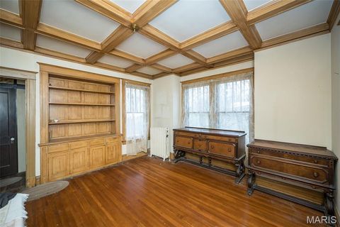 Tiny photo for 410 W Argonne Drive, Kirkwood, MO 63122 (MLS # 25067913)