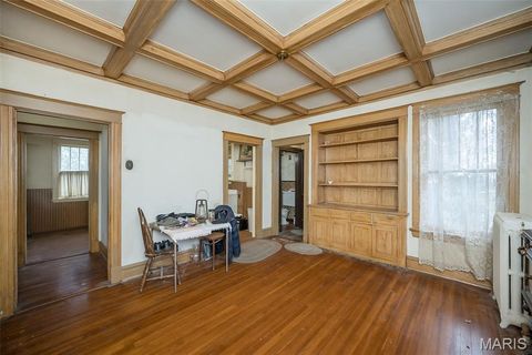 Tiny photo for 410 W Argonne Drive, Kirkwood, MO 63122 (MLS # 25067913)