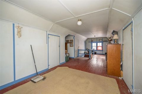 Tiny photo for 410 W Argonne Drive, Kirkwood, MO 63122 (MLS # 25067913)