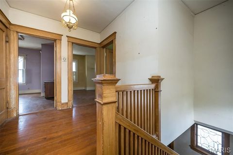 Tiny photo for 410 W Argonne Drive, Kirkwood, MO 63122 (MLS # 25067913)