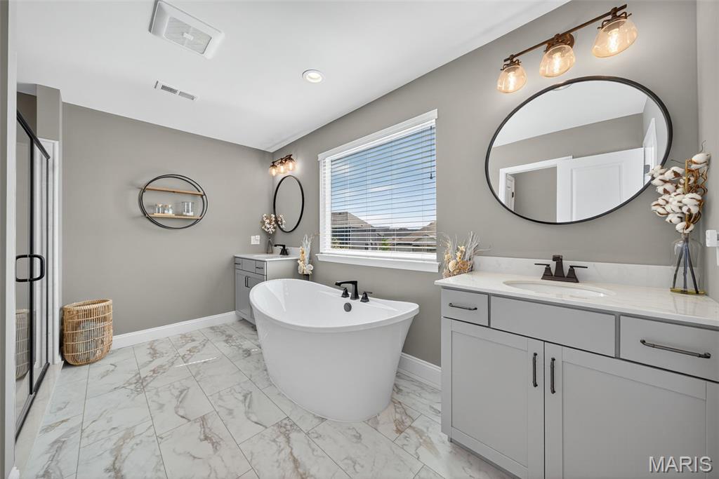 Lake St Louis, Missouri 63367, United States, 4 Bedrooms Bedrooms, ,3 BathroomsBathrooms,Residential,Active,199700