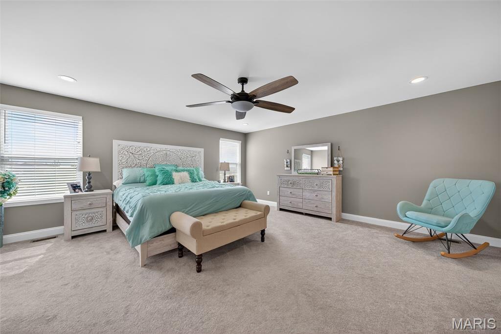 Lake St Louis, Missouri 63367, United States, 4 Bedrooms Bedrooms, ,3 BathroomsBathrooms,Residential,Active,199700