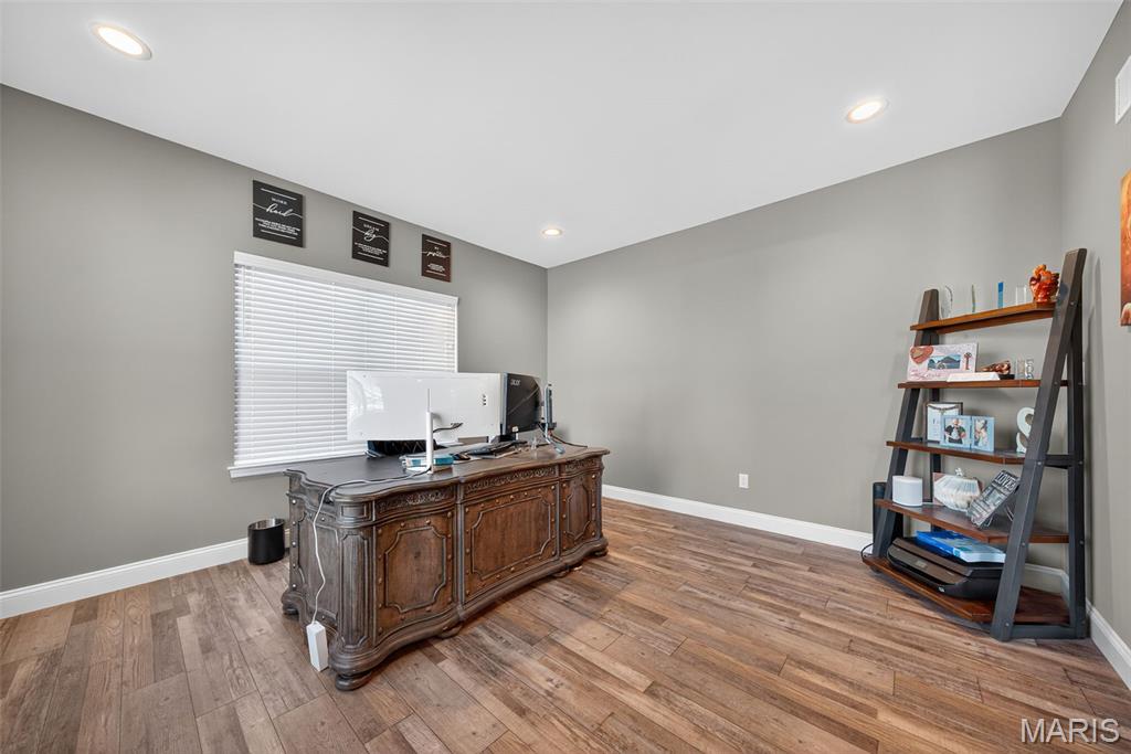 Lake St Louis, Missouri 63367, United States, 4 Bedrooms Bedrooms, ,3 BathroomsBathrooms,Residential,Active,199700