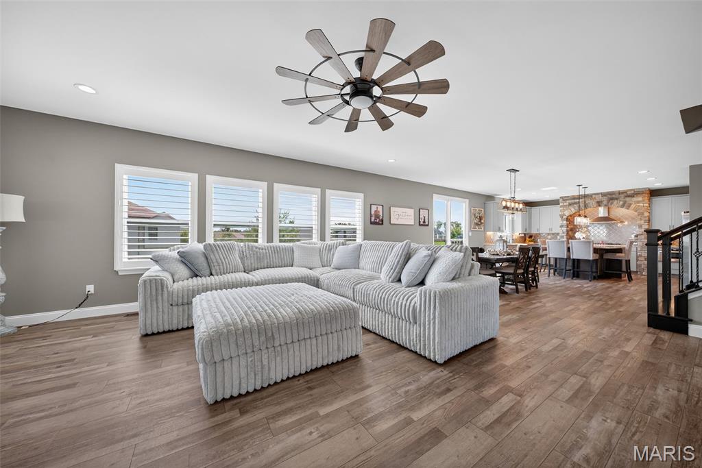 Lake St Louis, Missouri 63367, United States, 4 Bedrooms Bedrooms, ,3 BathroomsBathrooms,Residential,Active,199700