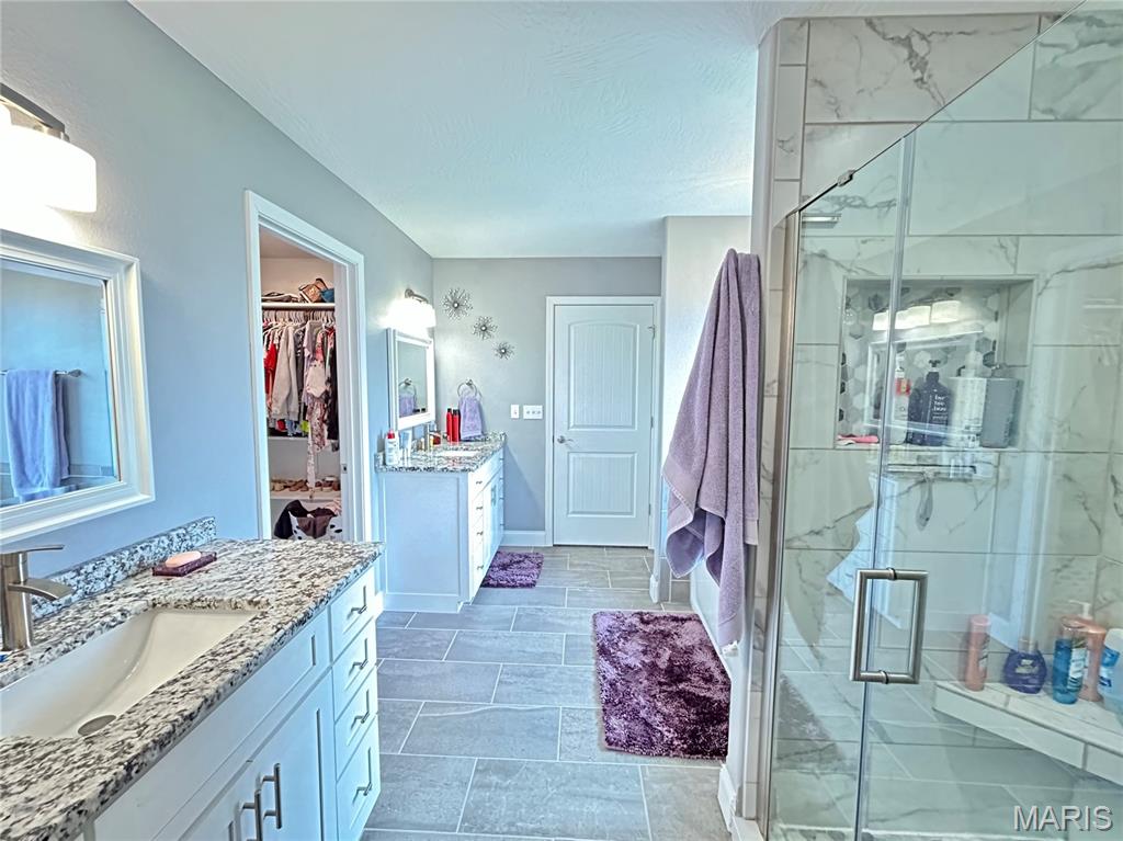 Country Oaks Estate - Residential