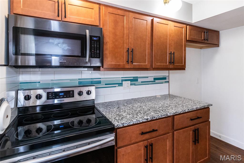 Chateau De Ville Condo Sec - Residential