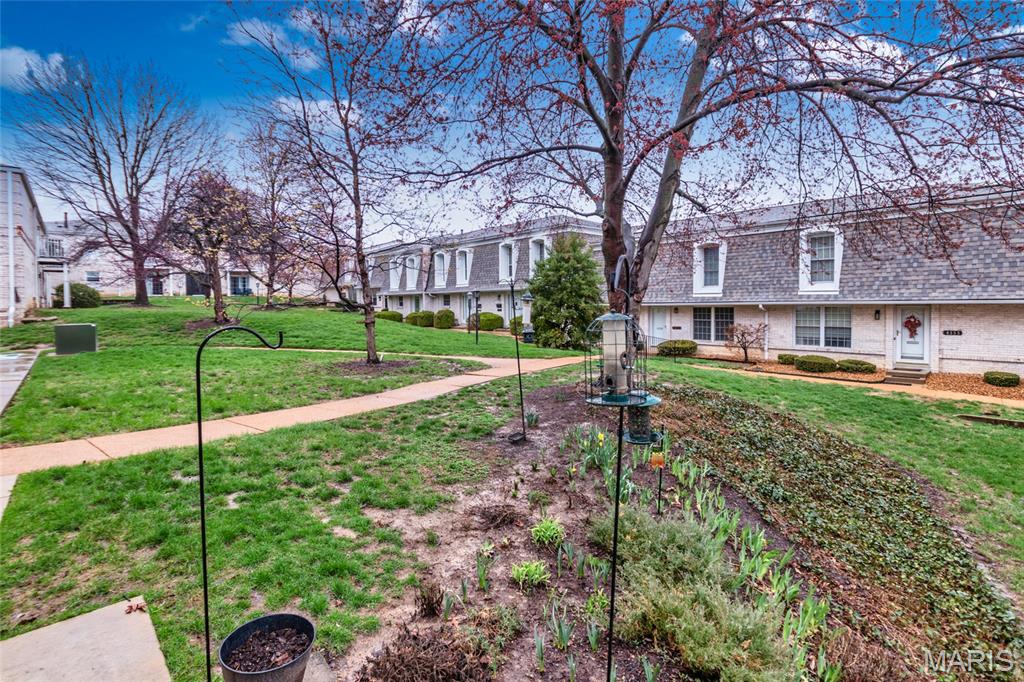 Chateau De Ville Condo Sec - Residential