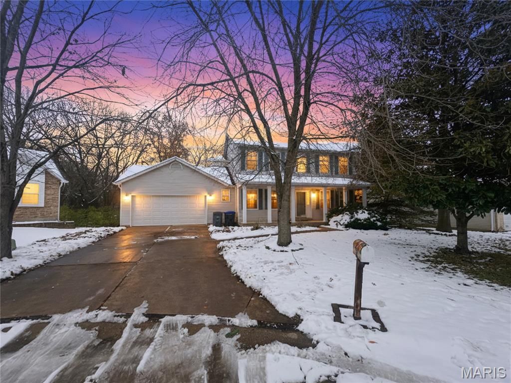 Photo of 852 Molloy Drive, St Charles, MO 63366 (MLS # 25078783)