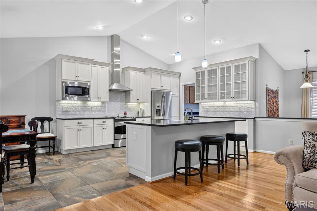 1092 Johanna Drive
