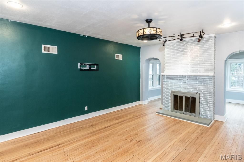 Photo of 20 Barcelona Avenue, St Louis, MO 63138 (MLS # 26013790)