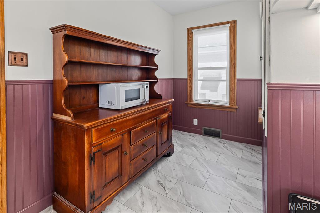 Collinsville, Illinois 62234, United States, 2 Bedrooms Bedrooms, ,1 BathroomBathrooms,Residential,Coming Soon,229638