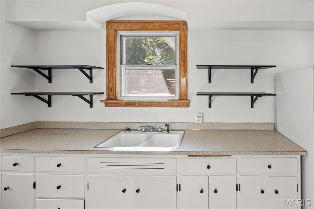 Collinsville, Illinois 62234, United States, 2 Bedrooms Bedrooms, ,1 BathroomBathrooms,Residential,Coming Soon,229638