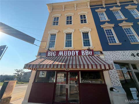 Photo of 401 Broadway, Hannibal, MO 63401 (MLS # 26046026)