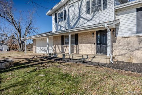 Tiny photo for 227 E Fremont Road, Lebanon, MO 65536 (MLS # 26030637)