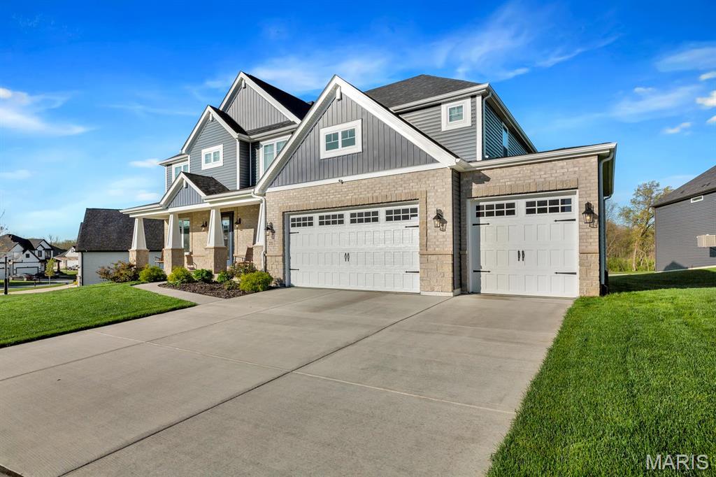 215 Everett Creek Court