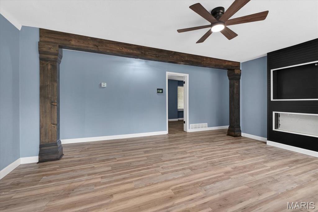 West Walnut Manor - Residential