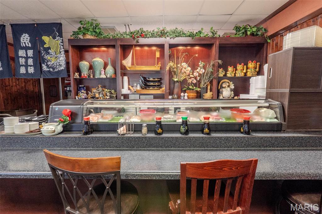 n/a - Commercial Sale