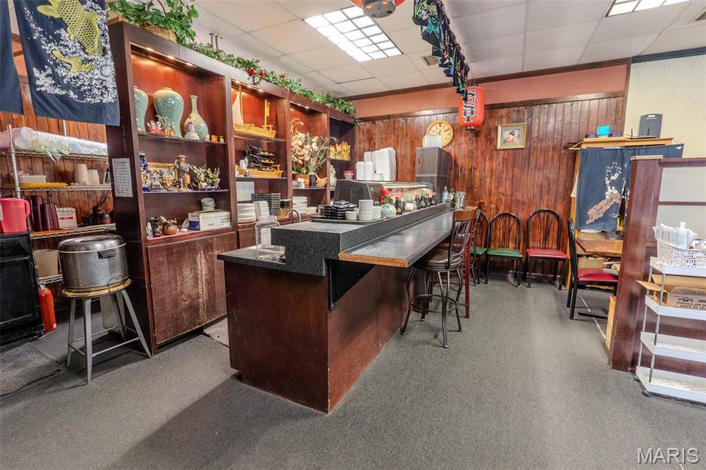 n/a - Commercial Sale