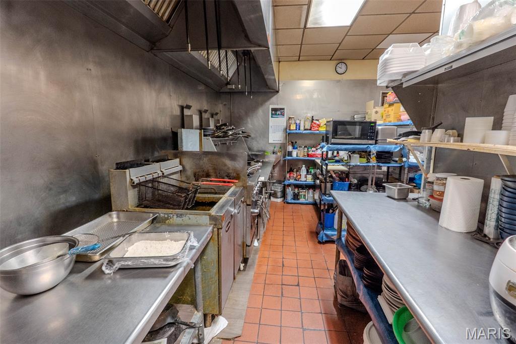 n/a - Commercial Sale