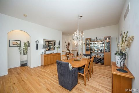 Tiny photo for 904 Chesterfield Villas Cir Circle, Chesterfield, MO 63017 (MLS # 26001635)