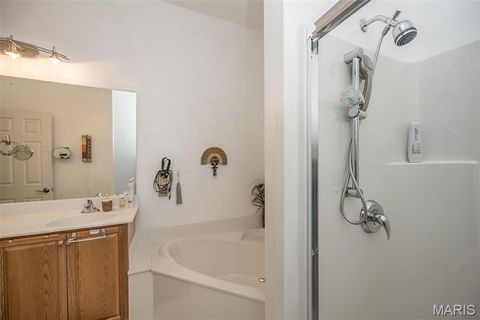 Tiny photo for 904 Chesterfield Villas Cir Circle, Chesterfield, MO 63017 (MLS # 26001635)