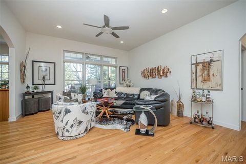 Tiny photo for 904 Chesterfield Villas Cir Circle, Chesterfield, MO 63017 (MLS # 26001635)