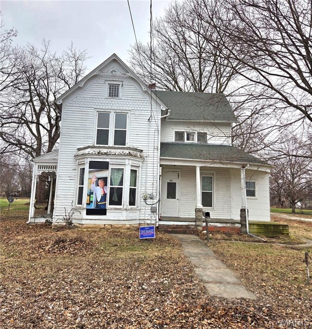 Photo of 302 Logan Street, Palmyra, MO 63461 (MLS # 26012492)