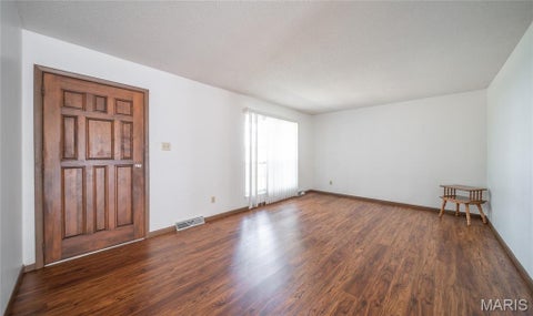 Tiny photo for 314 County Road 212, Linn, MO 65051 (MLS # 26058947)