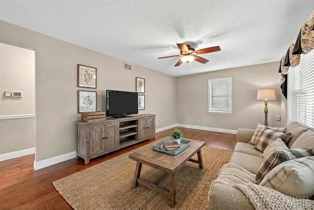 Crossroads Acres - Residential