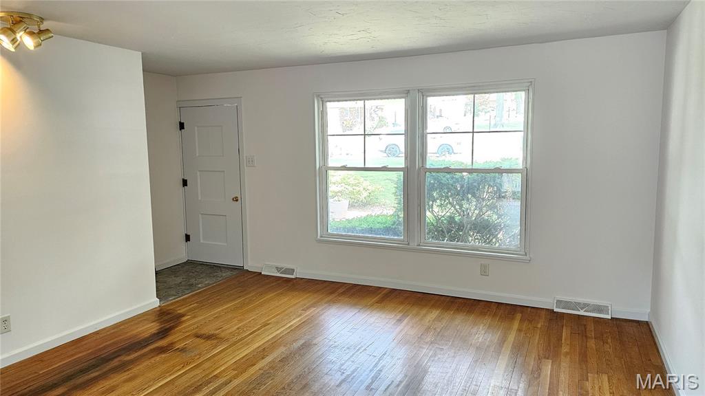 Teakwood Place - Residential