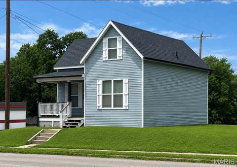 Tiny photo for 934 William Street, Cape Girardeau, MO 63703 (MLS # 26046976)