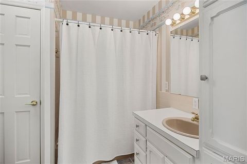 Tiny photo for 180 Borders Drive, Lake Ozark, MO 65049 (MLS # 26029078)