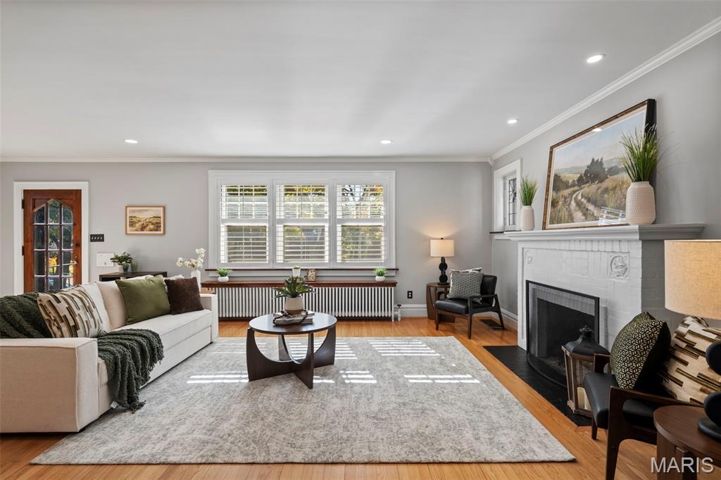 7445 Teasdale Avenue