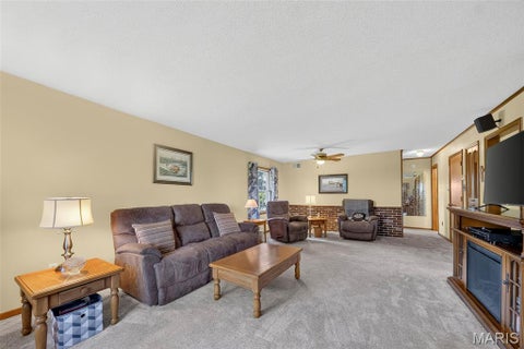 Tiny photo for 14524 Pike 277, Louisiana, MO 63353 (MLS # 26055337)