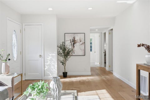 Tiny photo for 928 S Gore Avenue, Webster Groves, MO 63119 (MLS # 26067028)