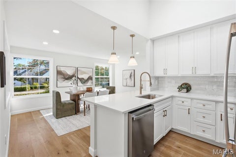 Tiny photo for 928 S Gore Avenue, Webster Groves, MO 63119 (MLS # 26067028)