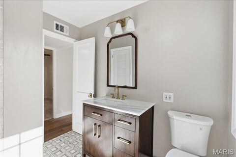 Tiny photo for 928 S Gore Avenue, Webster Groves, MO 63119 (MLS # 26067028)