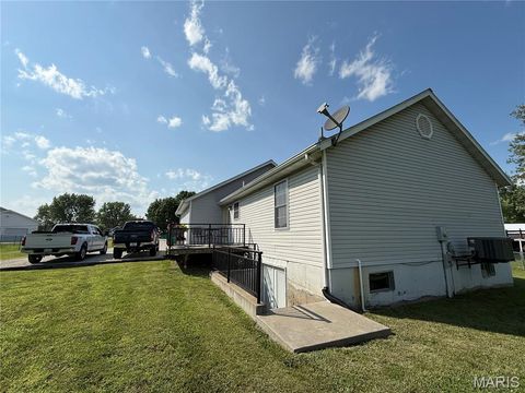 Tiny photo for 1798 Debbie Lane, Owensville, MO 65066 (MLS # 26031505)