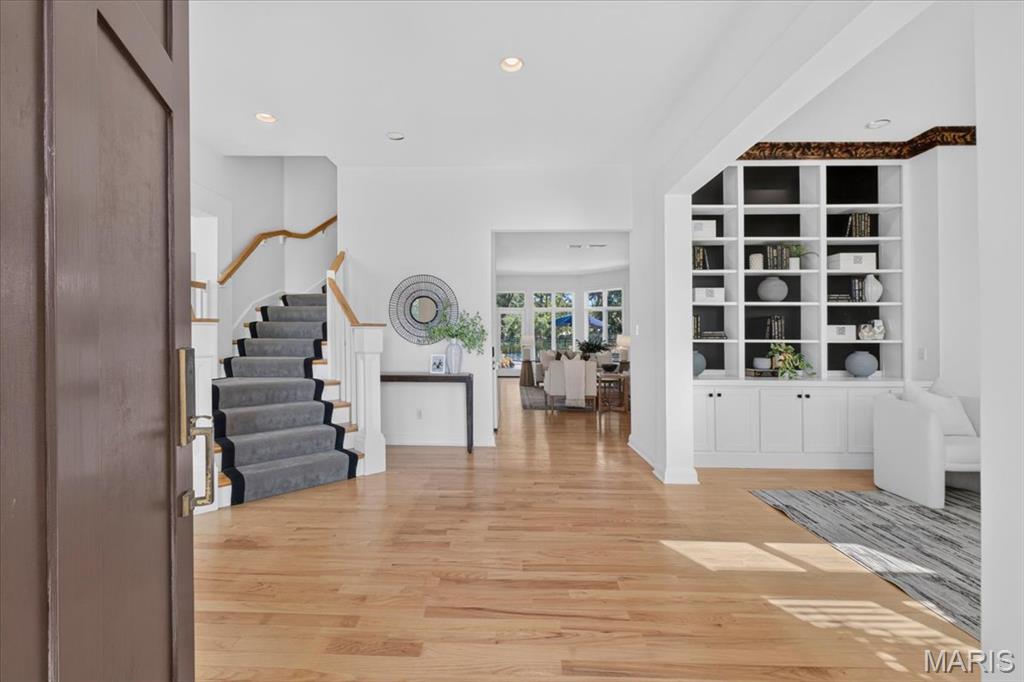 5 Outer Ladue Drive